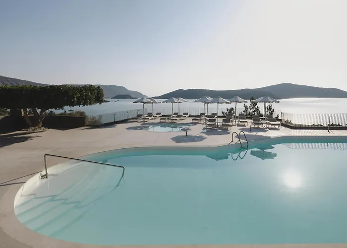 Domes Aulus , Adults Only, Curio Collection By Hilton
