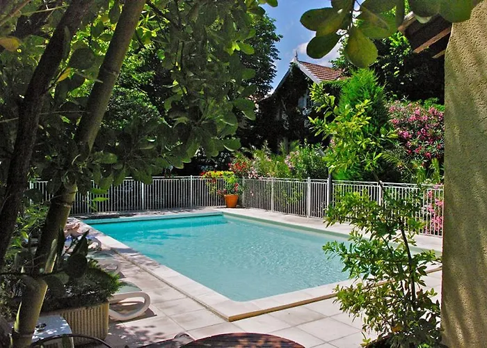 Hôtel 3 étoiles: Hôtel le Chalet Fleuri