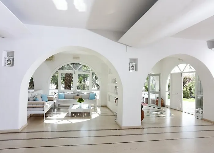 Aphrodite Beach Hotel & Resort