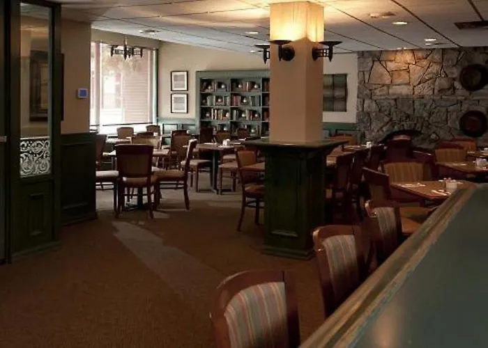 Capital Hill Hotel & Suites